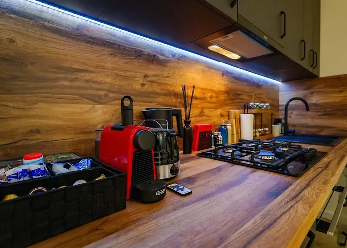 아파트 Break Aparments