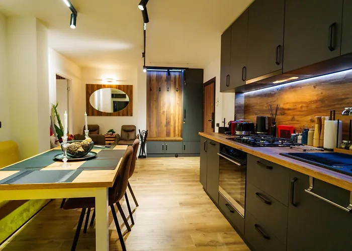 Break Aparments Apartment