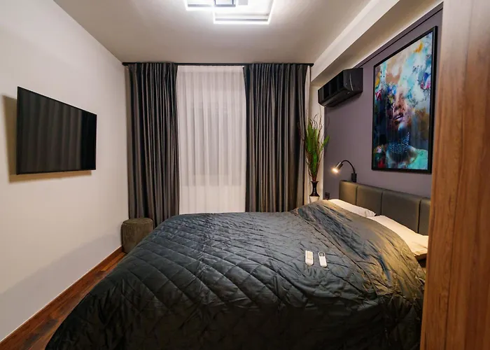 아파트 Break Aparments