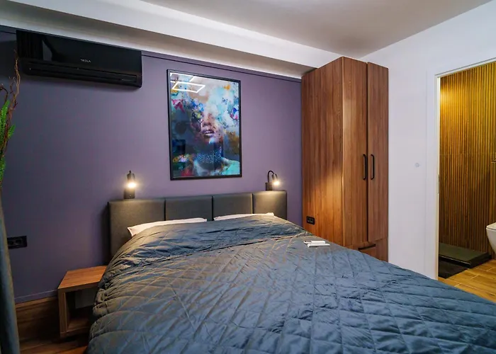 아파트 Break Aparments